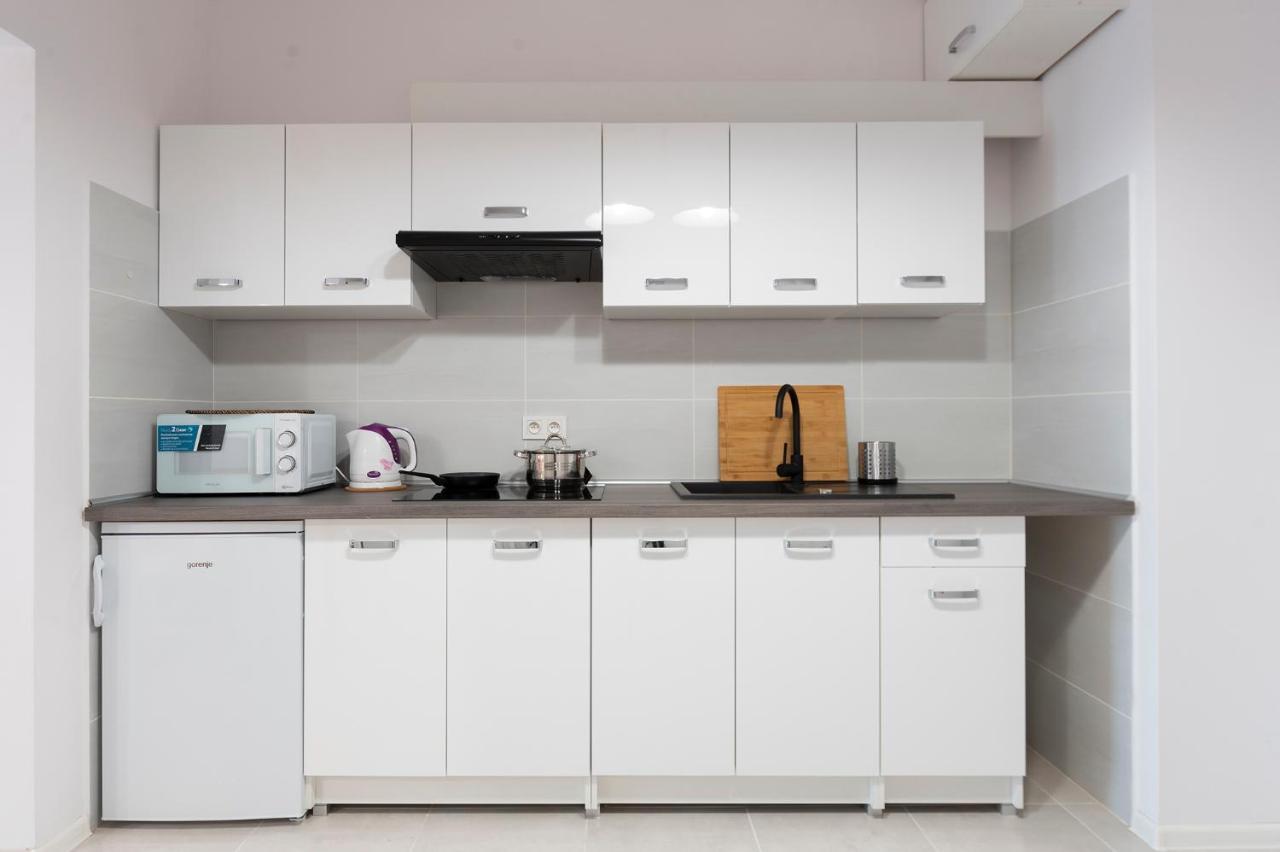 Luxury In City -3- Studio Bright & Secure Free Parking ウッチ エクステリア 写真